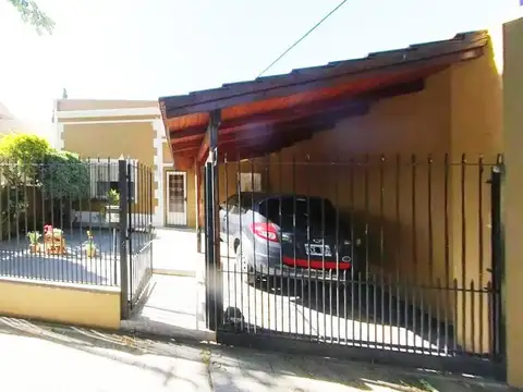 VENTA CASA MULTIFAMILIAR LAS LOMITAS LOMAS DE ZAMORA EXCELENTE ESTADO