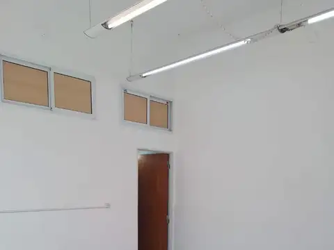 Local en Alquiler en San Nicolás de los Arroyos, $ 490.000