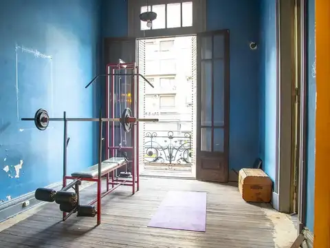 Depto Tipo Casa en Venta 100 años