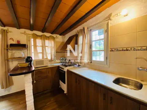 Casa 4 ambientes con 2 baños