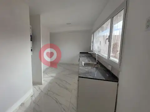 Depto Tipo Casa 5 ambientes con 2 baños