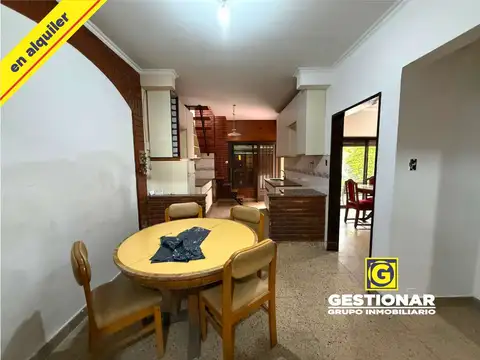 Casa 4 ambientes con 1 baño