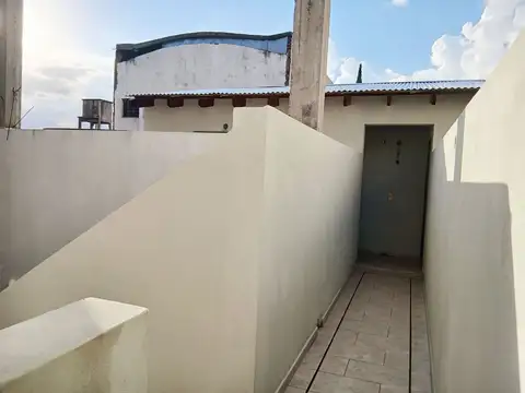 Depto Tipo Casa en Venta 4 años