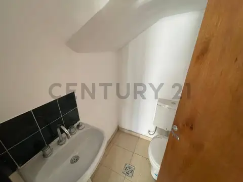 Casa en Alquiler en Castelar Norte, $ 650.000