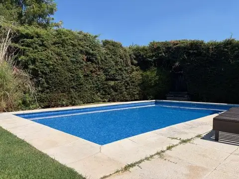 Casa en Venta en Rincon De La Costa, USD 290.000