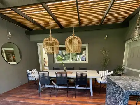 Casa en Venta en Los Laureles, USD 519.000