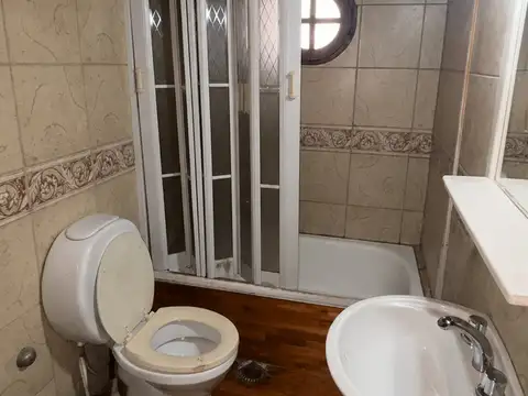 Departamento en Venta en Lisandro De La Torre, USD 63.000