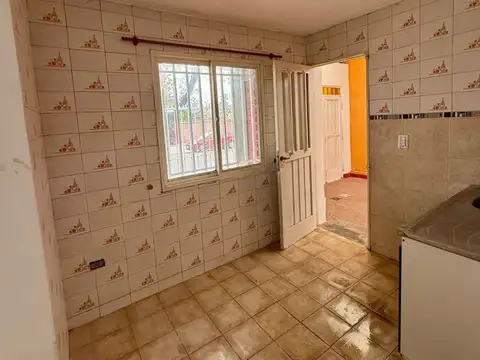 VENTA CASA MAS DEPARTAMENTO,  GODOY CRUZ.