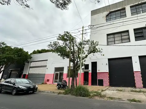 Alquiler Deposito 8257 mts cubiertos en 3 plantas salida a 3 calles