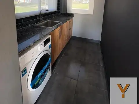 Casa 3 ambientes con 2 baños