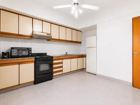 Depto Tipo Casa en Venta en Saavedra, USD 299.000