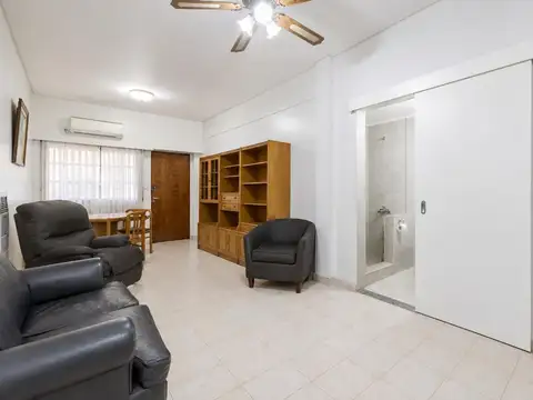 Depto Tipo Casa en Venta de 5 ambientes