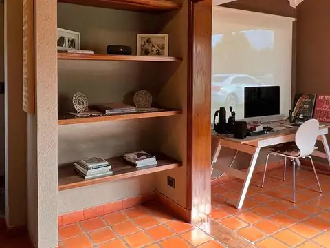 Chacra en venta - 4 Dormitorios 3 Baños - 18.440Mts2 - San Miguel del Monte