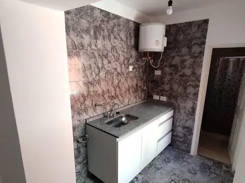 Depto Tipo Casa 2 ambientes con 1 baño