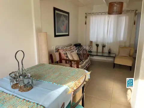 Depto Tipo Casa 4 ambientes con 1 baño