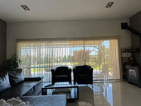 Casa en Venta en Fincas de San Vicente, USD 220.000
