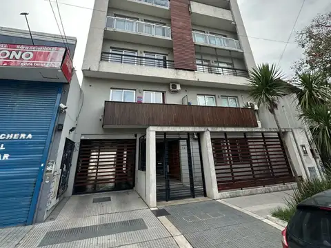 Depto 2 amb de 60 m2 en venta - Centro de Moreno, desocupado y disponible ya