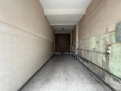VENTA EN BLOCK: Local, Vivienda, Galpón y departamento 3 ambientes. IDEAL 2 FAMILIAS