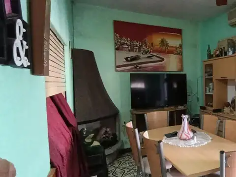 Casa en Venta con 1 cochera