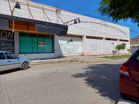 CALLE 14 MARIANO MORENO 1000, Piso P.B.