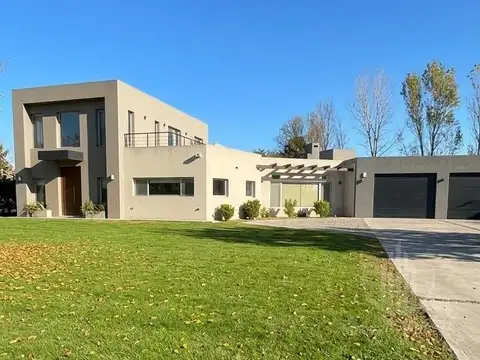 Casa en Venta en Fincas de San Vicente, USD 350.000