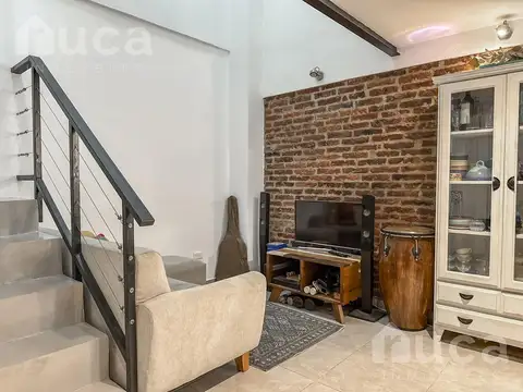 Depto Tipo Casa en Venta 15 años