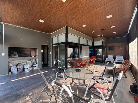 Casa en Venta al Oeste