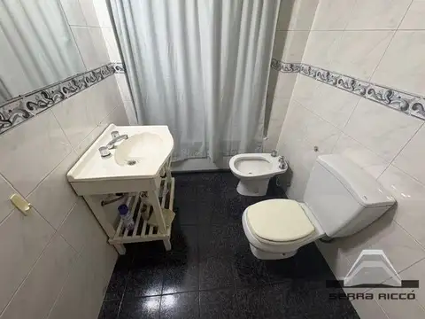 Depto Tipo Casa en Venta al Este