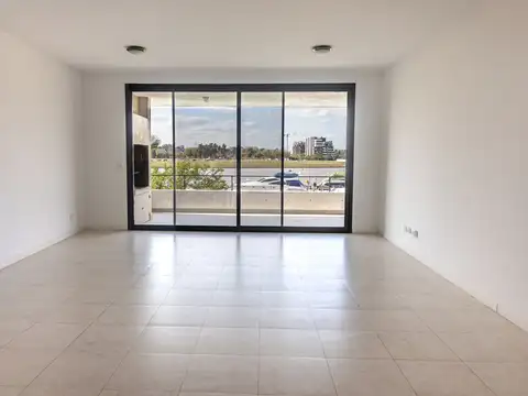 Departamento 4 amb.c/ 2 cochera  y amarra-El Yacht