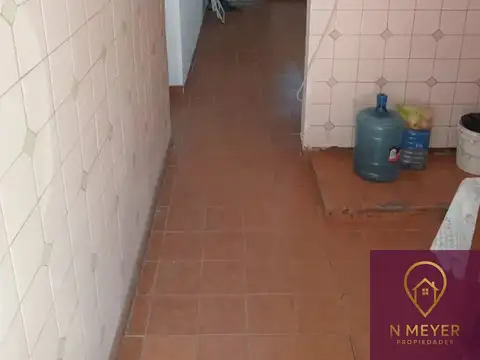 Casa en venta en José C. Paz, CON LOCAL