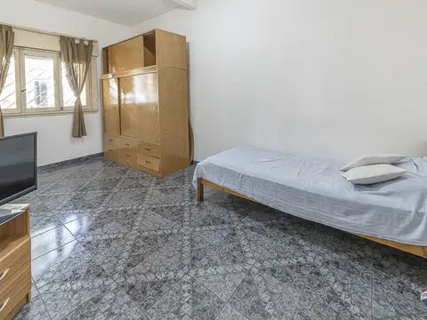 Depto Tipo Casa en Venta 83 años
