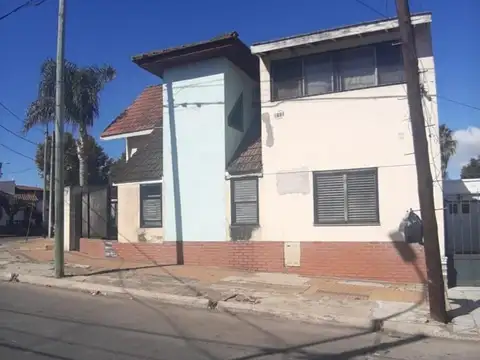 Casa En Venta Bernal, Don Bosco 700