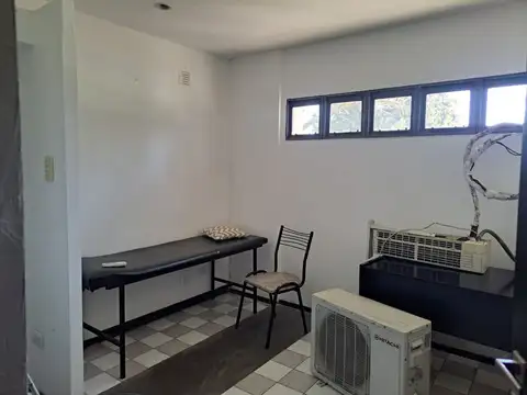 Calle 38 e/6 y 7 100