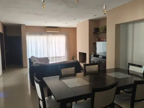 CASA 3 DORMITORIOS ,BARRIO VISTA CIELO ,GUAYMALLÉN