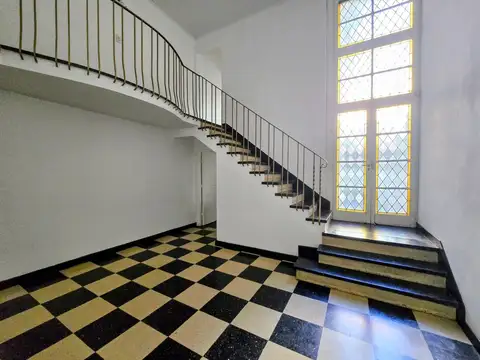 Local en Alquiler 50 años