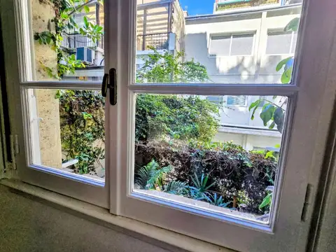 Local en Alquiler 50 años