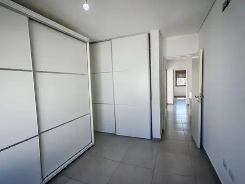 Depto Tipo Casa en Alquiler con 2 cocheras