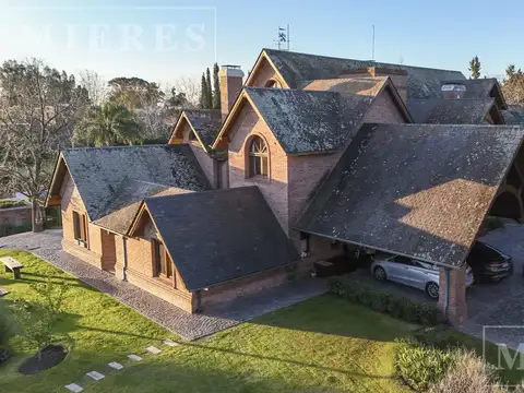 Excelente casa en venta en Altos del Pilar