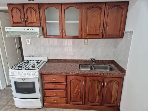Departamento en Alquiler en General Roca, $ 620.000