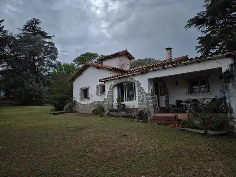 Roque Sáenz Peña 800