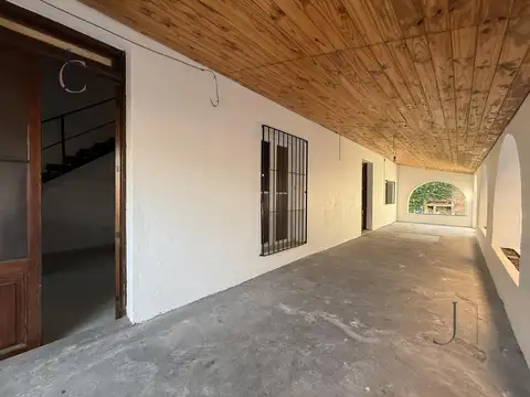 Casa en Venta en Castelar Norte, USD 130.000