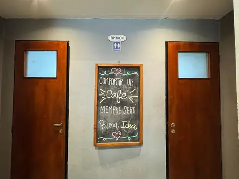 LOCAL + OFICINAS EN VENTA EN EL MICROCENTRO