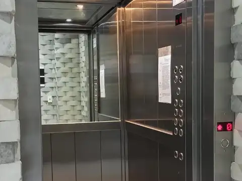 Alcaraz 5000, Piso 6