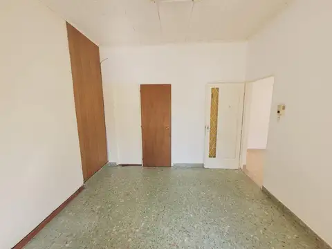 Casa en Alquiler en Jose Leon Suarez, $ 400.000