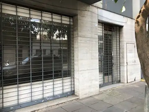 LOCAL COMERCIAL A PASOS DE AV RIVADAVIA NO APTO PRODUCTOS DE VENTA GASTRONOMICOS  37 MTS