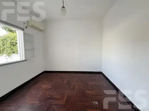 Depto Tipo Casa en Alquiler de 3 ambientes