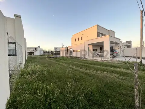 457 entre 9 y 10 , Piso 0