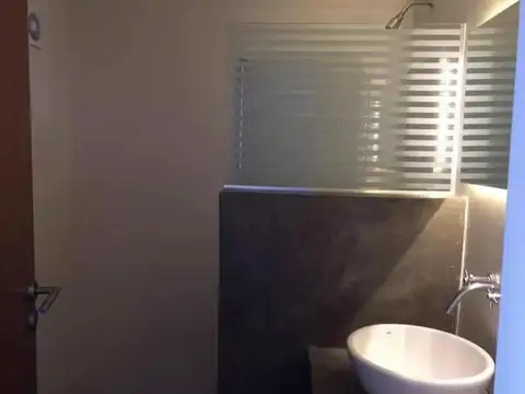 Jose Aarón Salmún Feijoo e/ Pasaje Icalma y Avenida Suárez