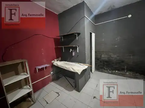 Local en Alquiler en Villa Dominico, $ 390.000