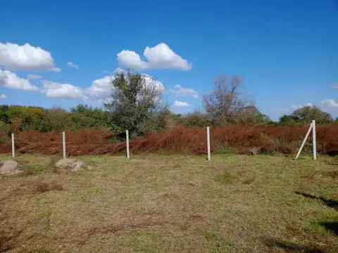 SE VENDE LOTE 581M2, DESMALEZADO, RECTANGULAR, ALTA GRACIA!